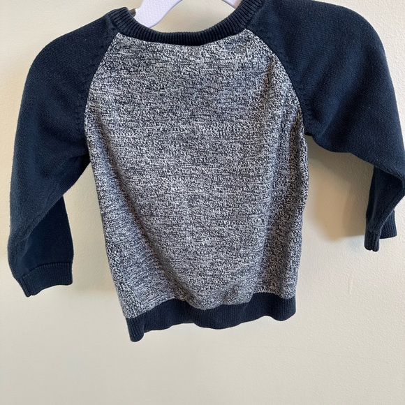 Baby Sweater 9-12 months - Picture 3 of 3